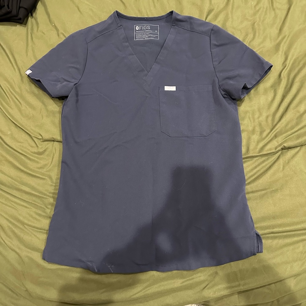 Quiet Navy Catarina Figs Top